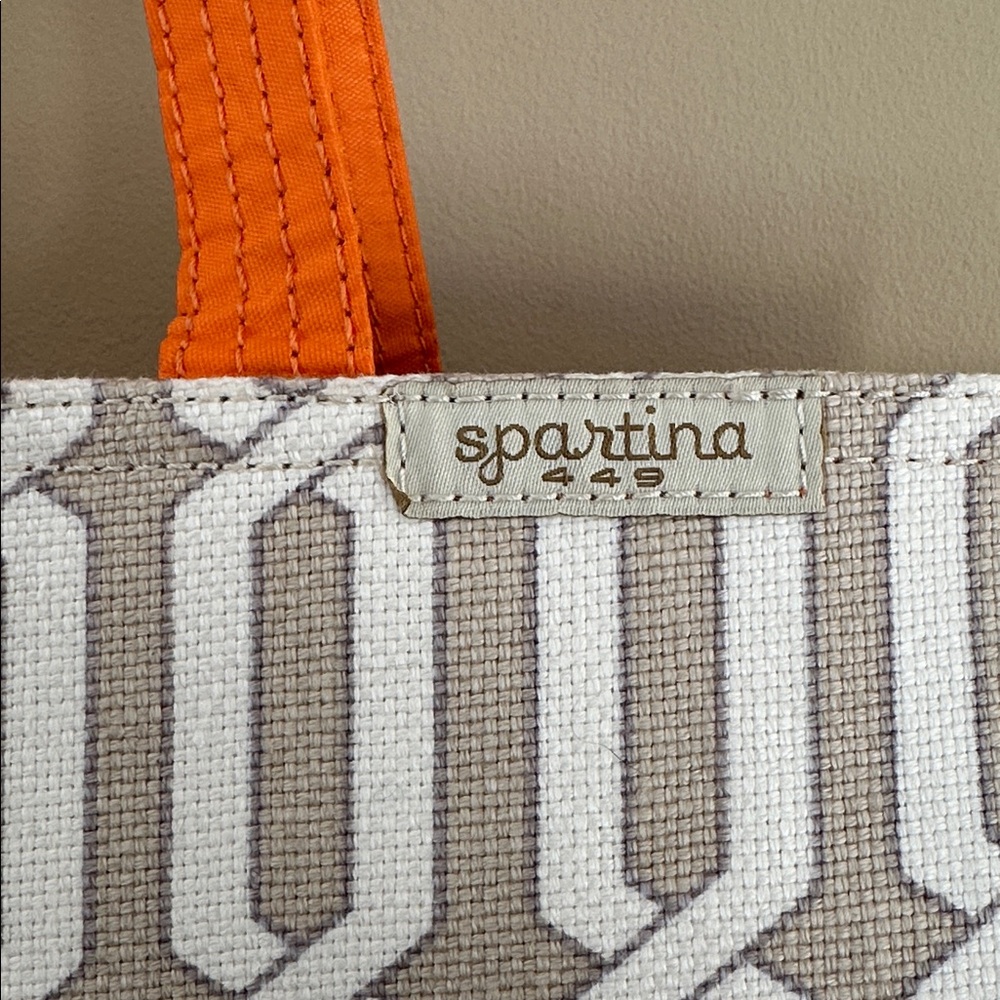 Spartina 449 Tote - Picture 3 of 9